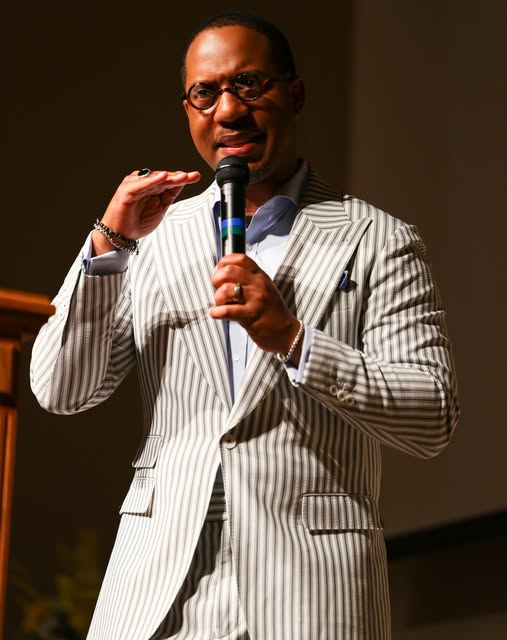 Dr. Richard Price, Senior Minister of Schrader Lane Church of Christ